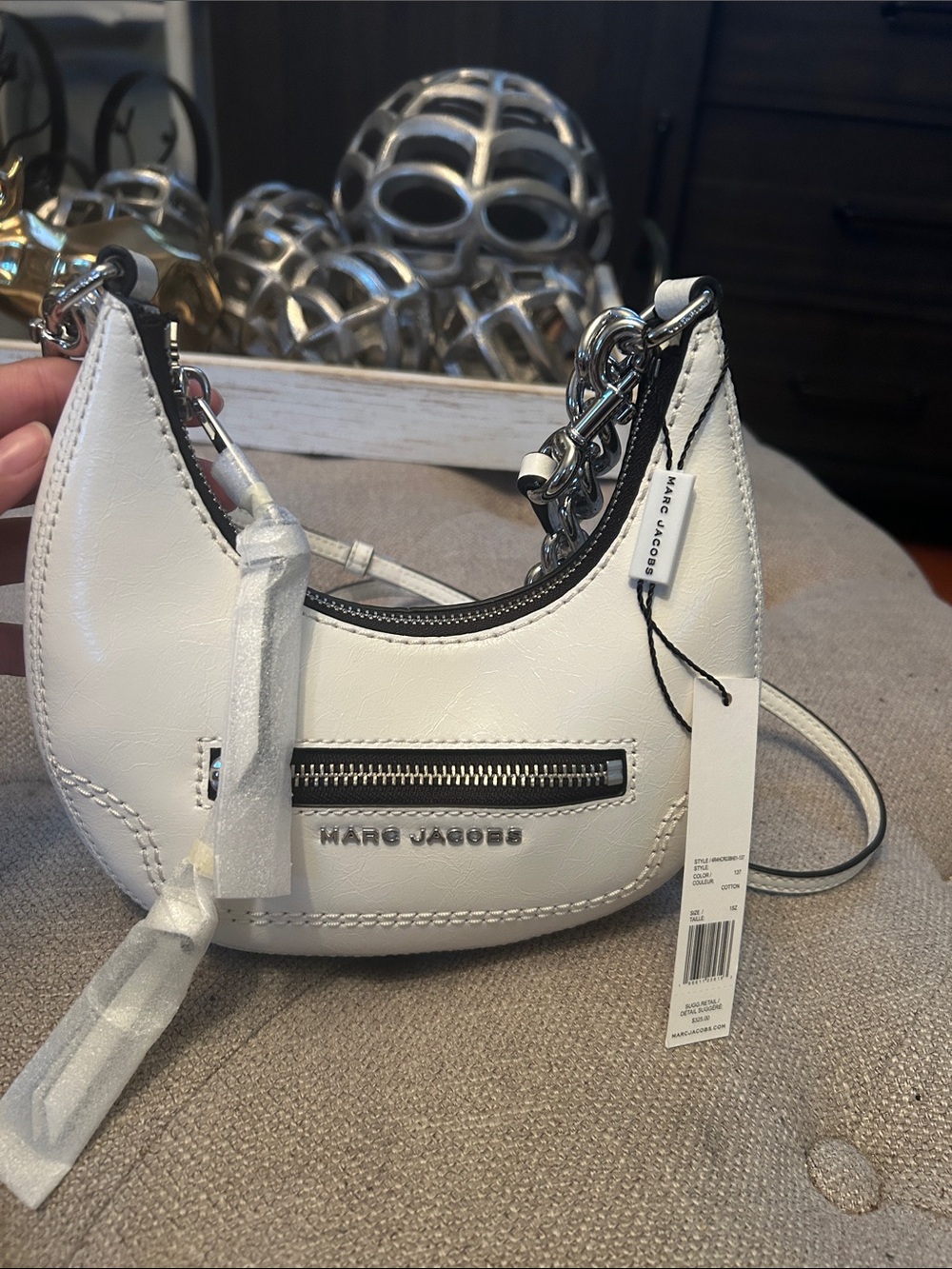 MARC JACOBS LEATHER CRESCENT BAG - Picture 6 of 11
